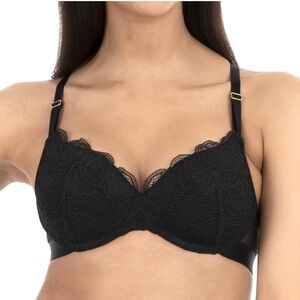 NWOT LIVELY Black Scalloped Lace Wireless Push Up Bra with No Underwire, 36 DD